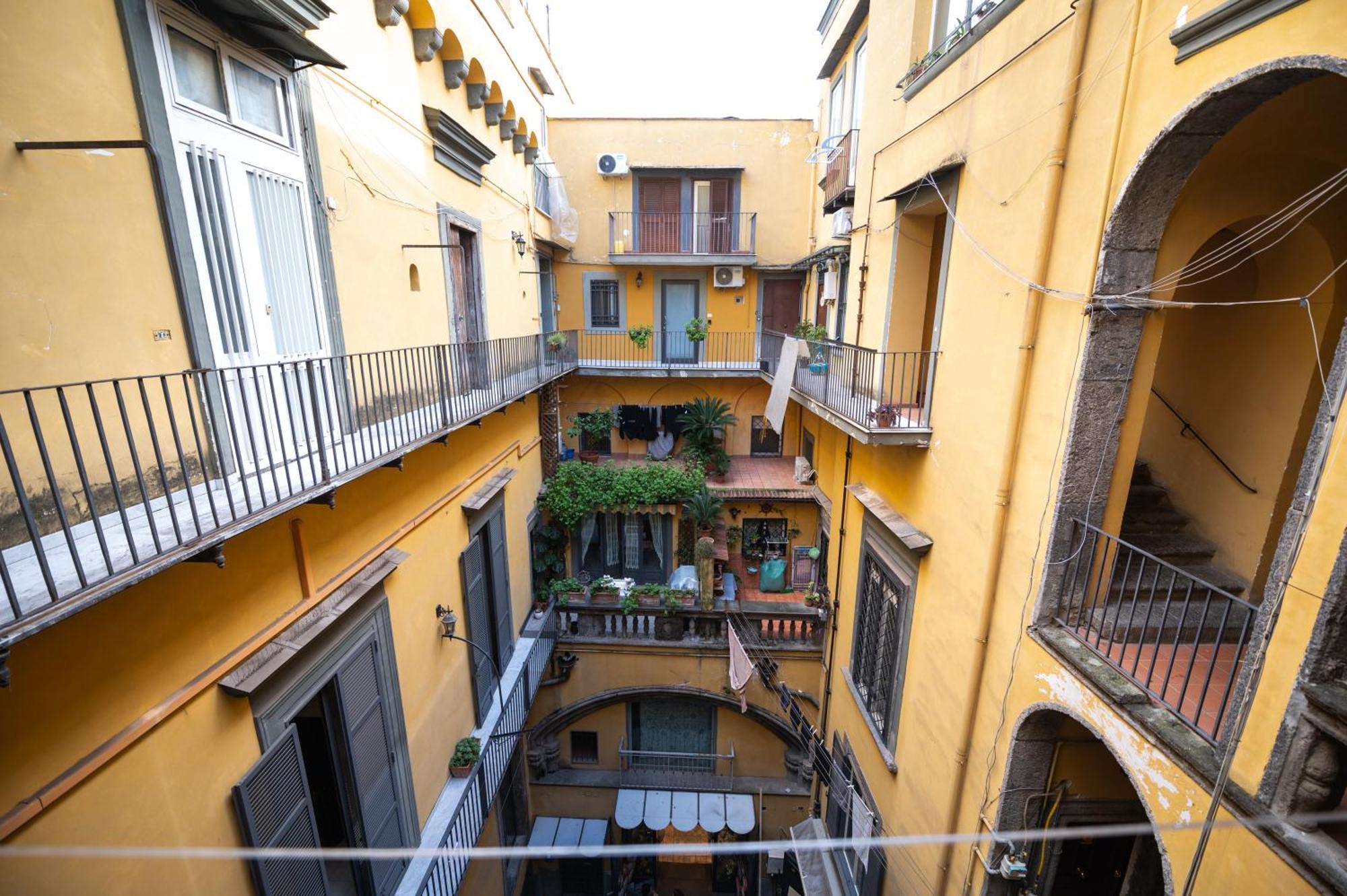 Stay Soft Apartment - Centro Storico Napoli Exterior foto